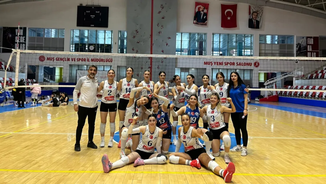 ELAZIĞ BELEDİYESPOR KADIN VOLEYBOL TAKIMI, MUŞ DEPLASMANINDAN GALİBİYETLE AYRILDI