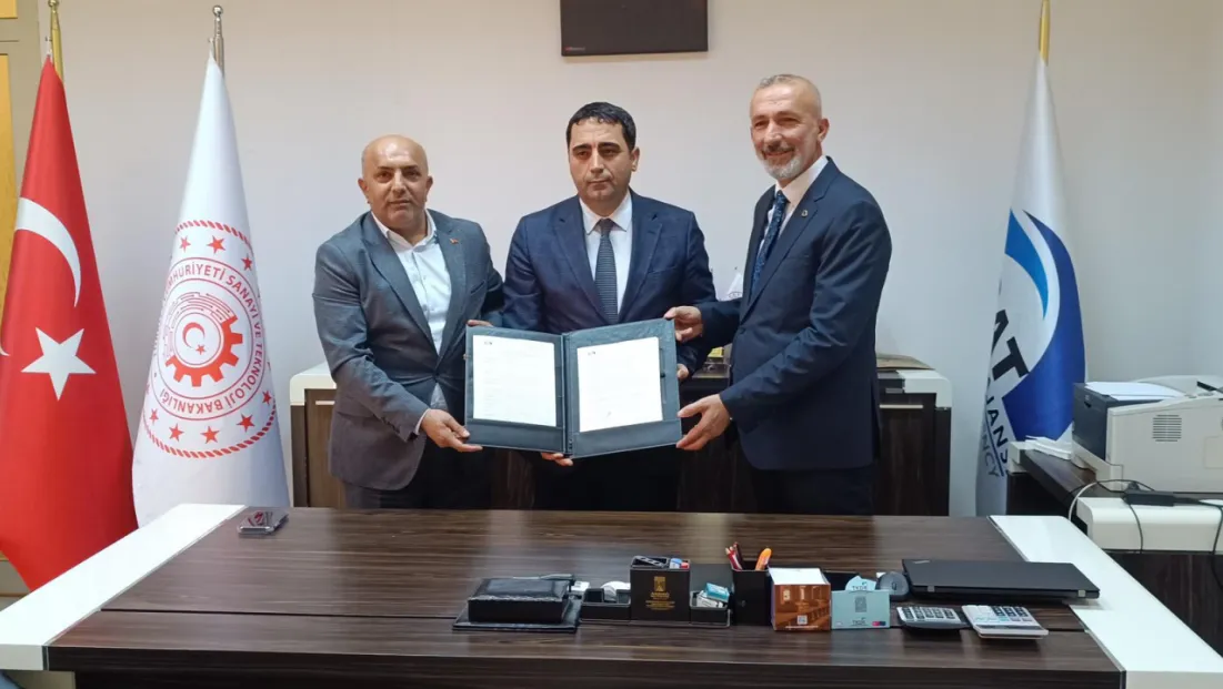 Elazığ Tuhafiyeciler ve Konfeksiyoncular Esnaf Odası’ndan 'E-Ticaret ve Markalaşma’ Projesi