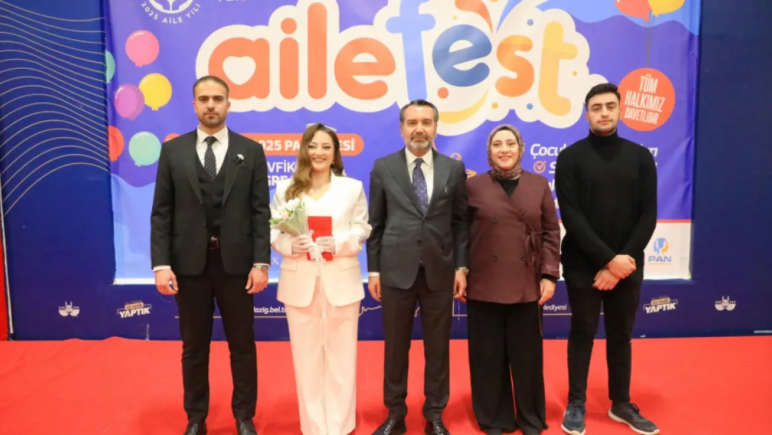 BAŞKAN ŞERİFOĞULLARI, AİLEFEST’TE AİLELERLE BULUŞTU; GENÇ ÇİFTİN NİKAHINI KIYDI