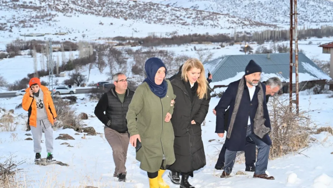 Ölmeztoprak: Malatya’mızda Siyaset İstişareyle Güçlenir, Gönüllere Dokunarak Büyür