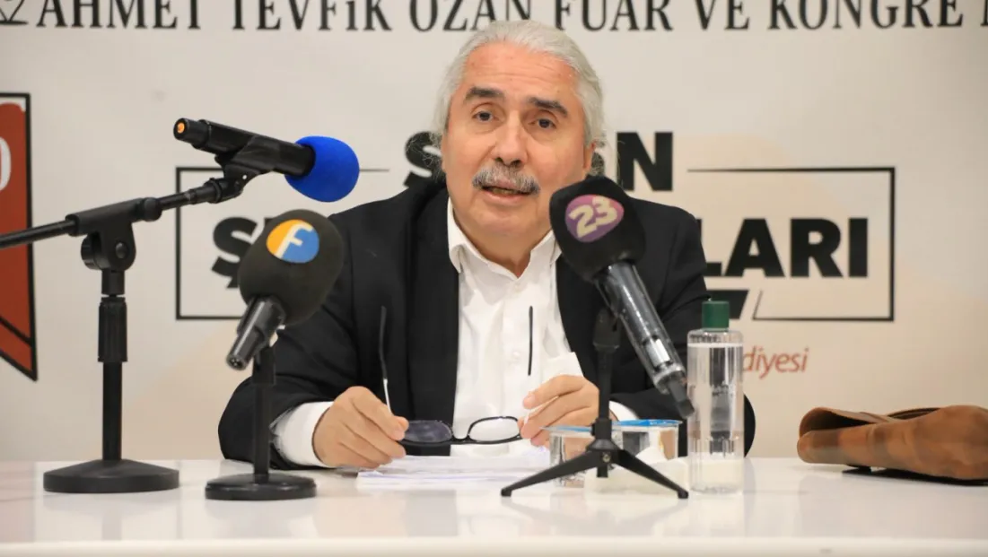 YAZARLAR ADNAN GÜNEŞ VE AHMET TURGUT, OKURLARI İLE BULUŞTU