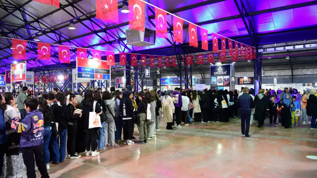 10. Malatya Anadolu Kitap Ve Kültür Fuarı'na Okurların İlgisi Yoğun