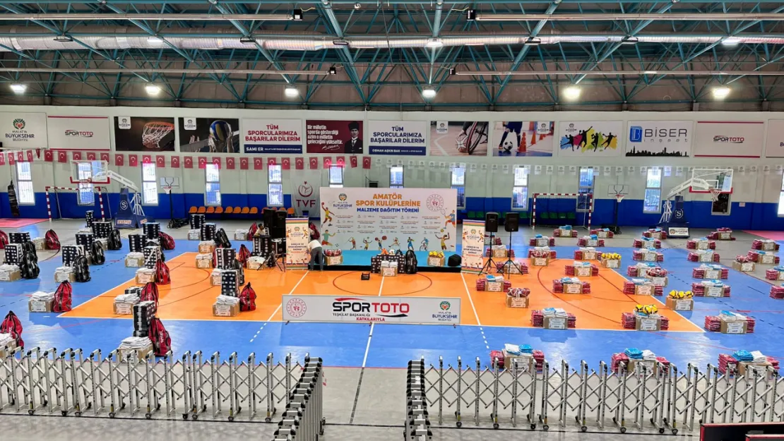 Amatör Spor Kulüplerine Spor Malzemesi Desteği