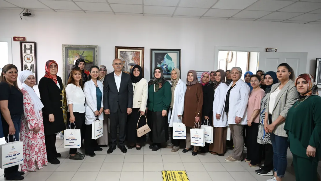 Anneler Günü'ne Özel Anlamlı Etkinlikler