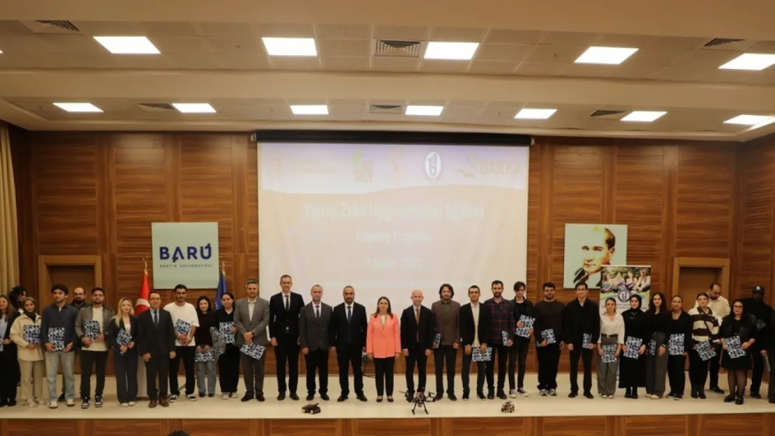 BARÜ Yapay Zekâ Eğitimleriyle Dijital Dönüşüme Katkı Sunuyor