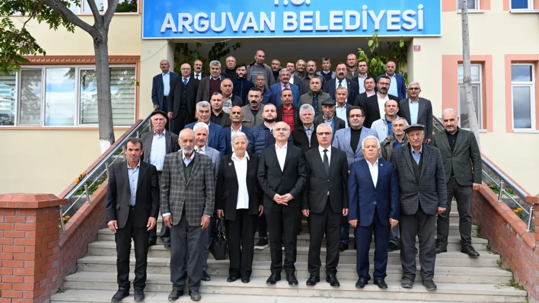 Başkan Er Arguvan İlçesini Ziyaret Etti