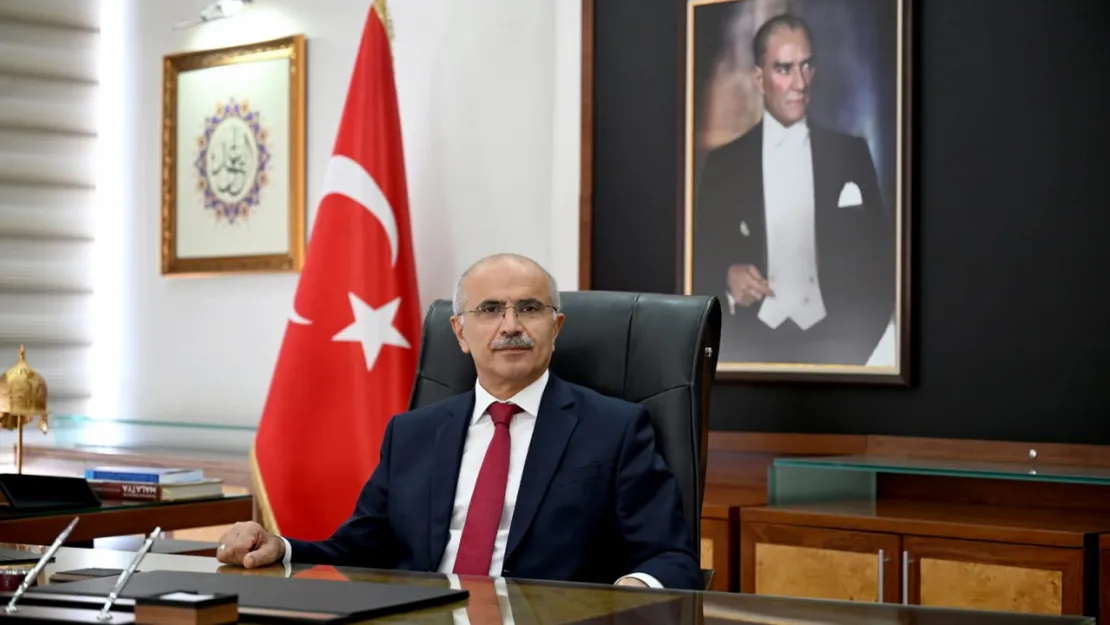 Başkan ER, 'Yeni Yıl Umut Dolu Güzel Yarınlar ve Yeni Fırsatlar Sunmaktadır'