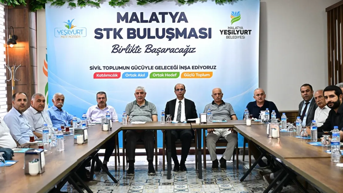 Başkan Geçit, STK Temsilcileriyle Yeşilyurt'un Bugünü ve Yarınlarını Ele Aldı