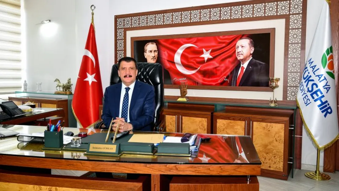 Başkan Gürkan Yeni yıl dolayısıyla bir mesaj yayınladı.