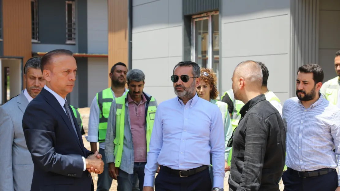 Başkan Şerifoğulları, Batı Prestij Projesi Alanında İncelemede Bulundu