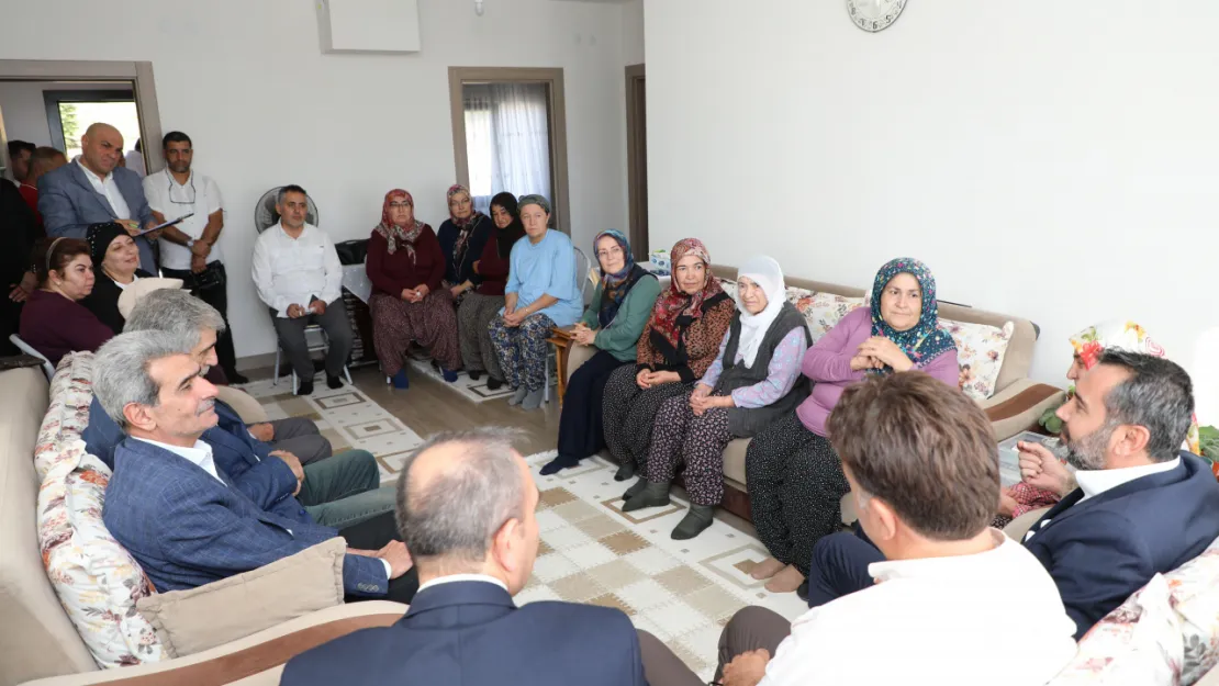 Başkan Şerifoğulları, Hankendi Mahallesi'nde