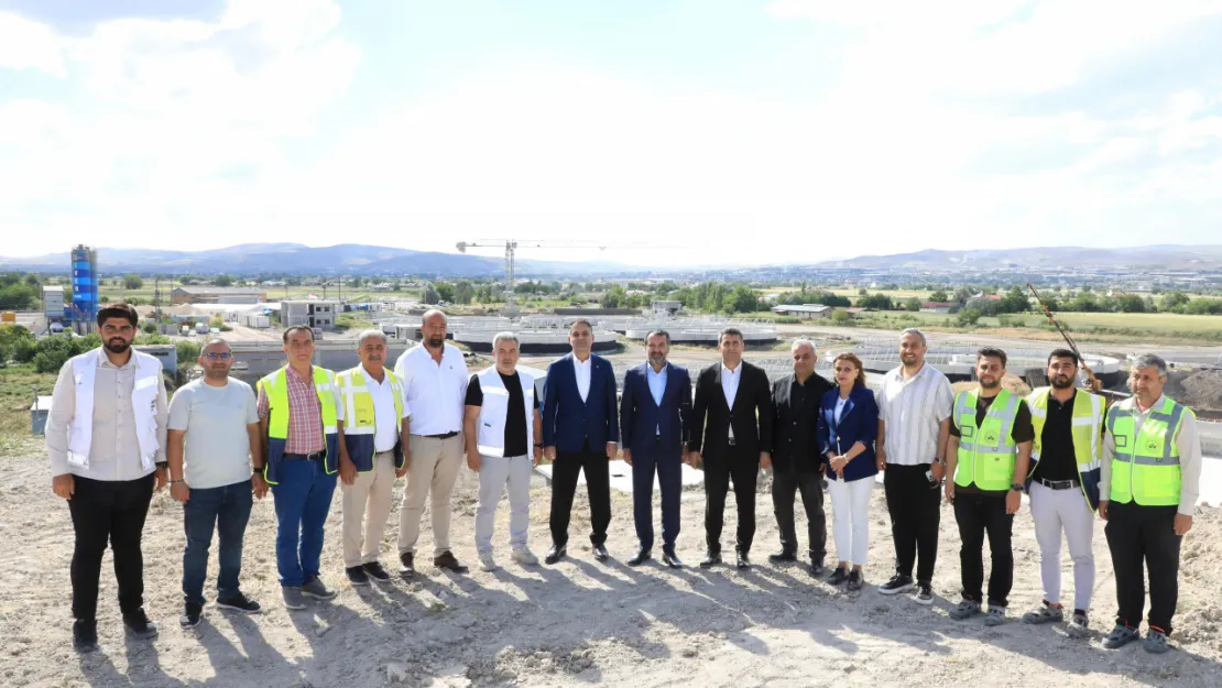 BAŞKAN ŞERİFOĞULLARI, İLERİ BİYOLOJİK ATIK SU ARITMA TESİSİ'NDE İNCELEMELERDE BULUNDU