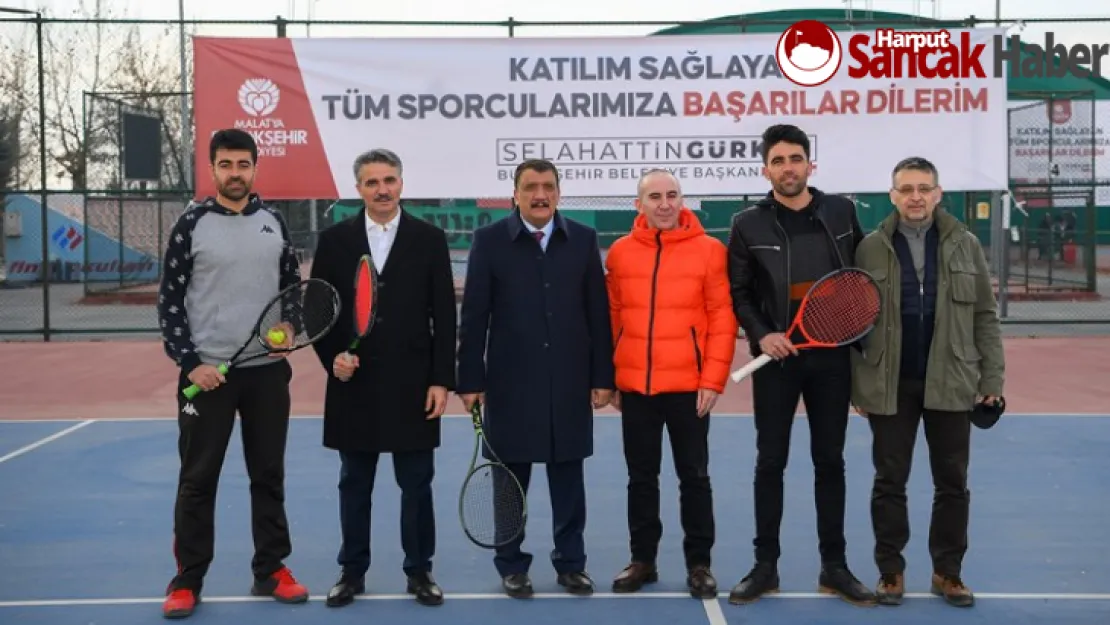 Başlama Atışını Vali Baruş Ve Başkan Gürkan Yaptı