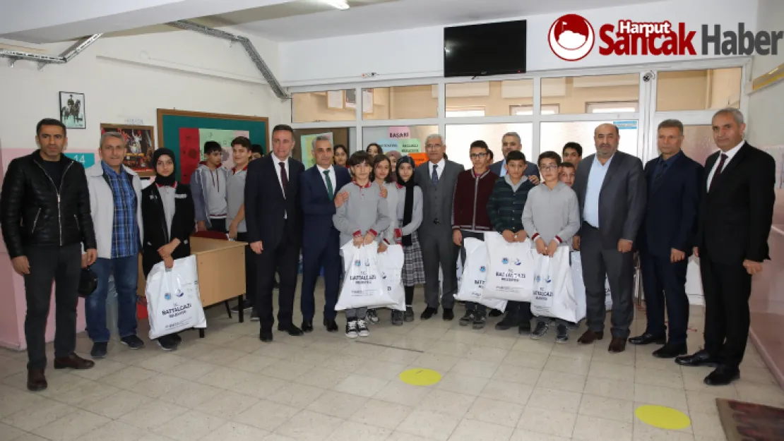 Battalgazi Belediyesi 3 Bin 125 Çocuğun Yüzünü Güldürdü
