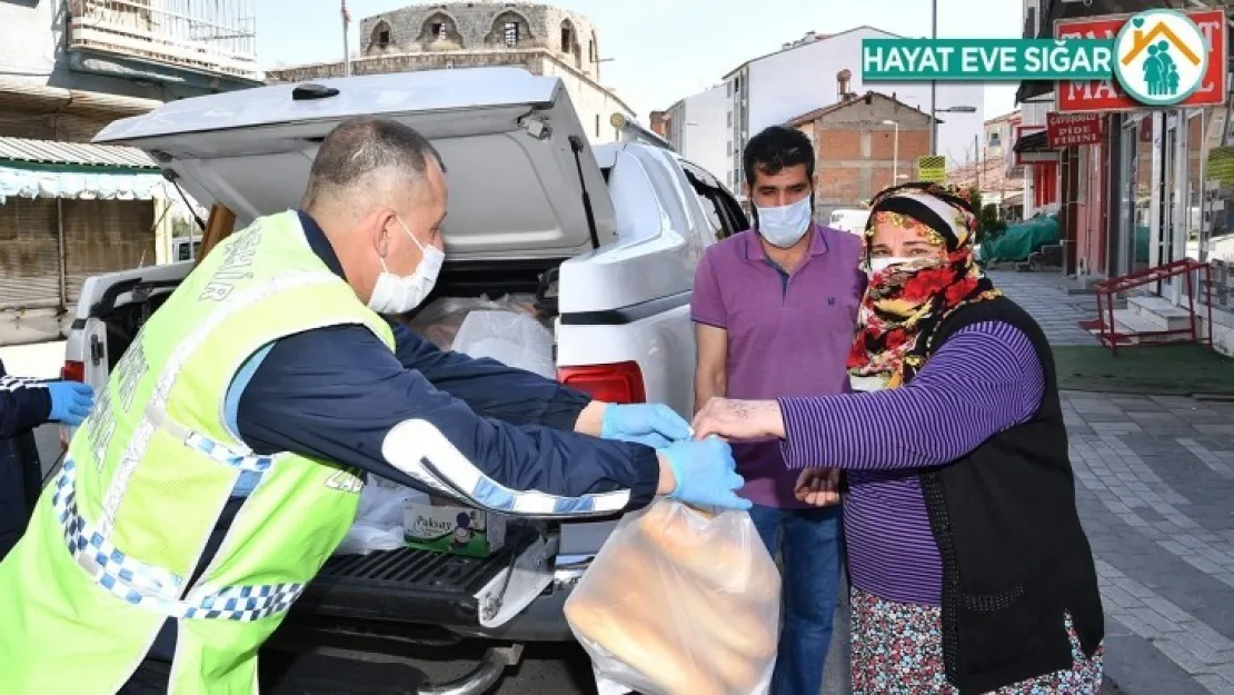 Büyükşehir Belediyesi 24 Saat Aralıksız Ekmek Üretip Dağıttı