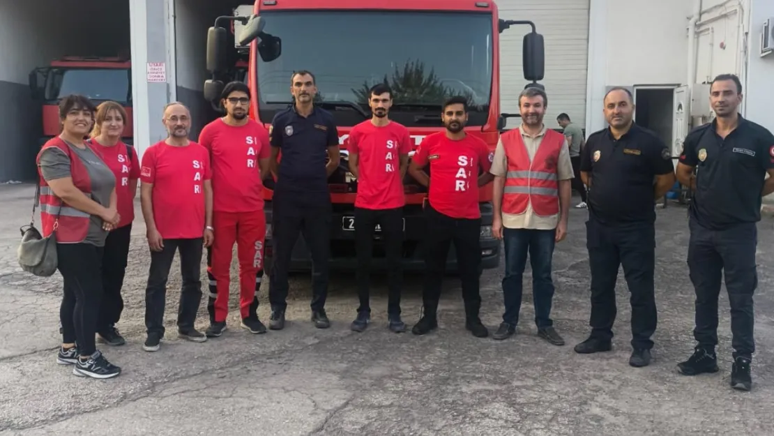 ELAZIĞ BELEDİYESİ İTFAİYESİNDEN SAR EKİBİNE DESTEK EĞİTİMİ