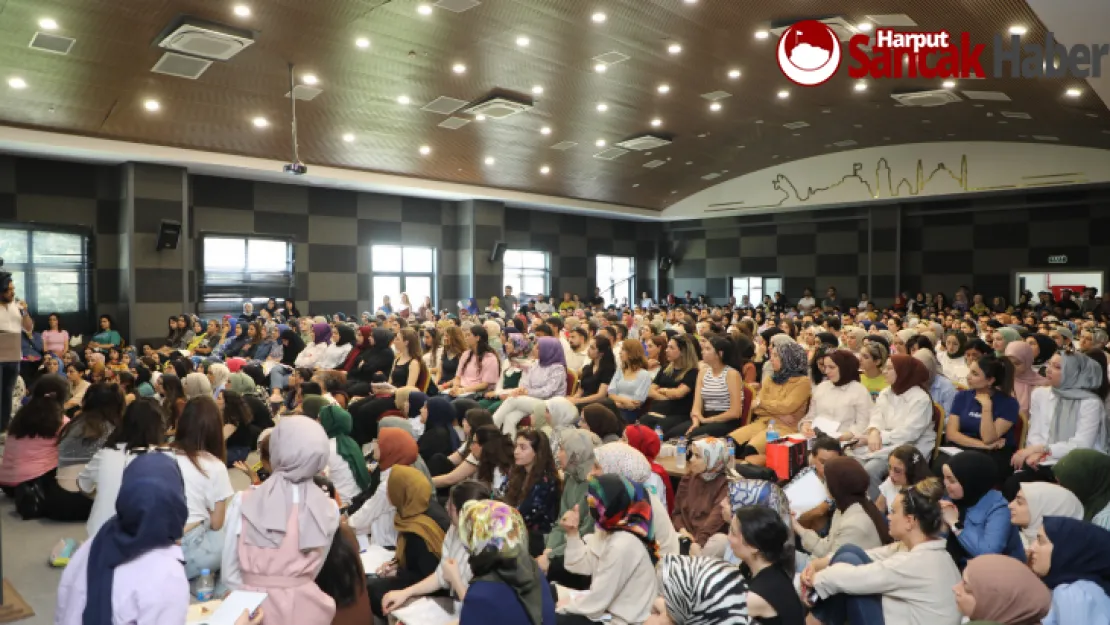 Elazığ Belediyesi Ücretsiz 'Kpss Son Tekrar Kampı'Na Yoğun Katılım Sağlandı