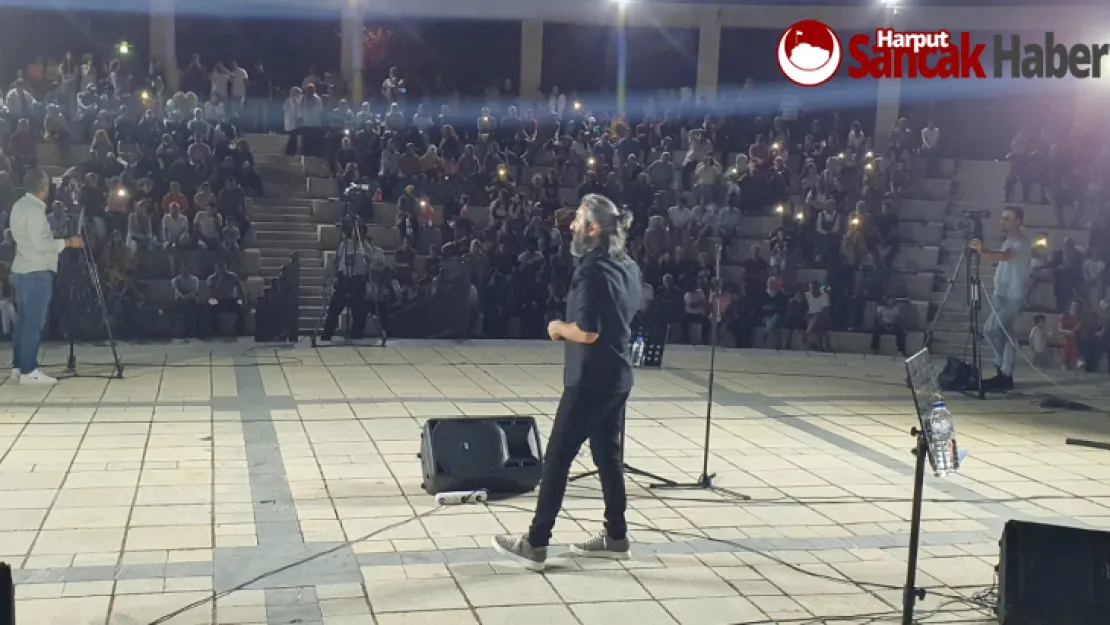 Elazığ Belediyesi Yaz Şenlikleri'ne Vatandaşlardan Yoğun İlgi