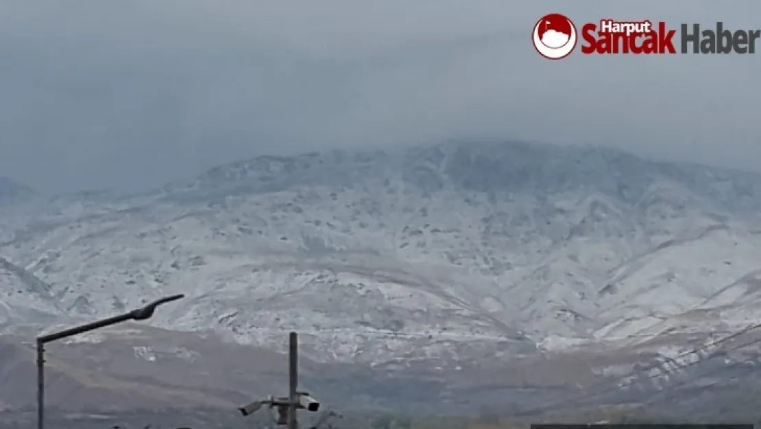 Elazığ'da Mevsimin İlk Karı Yağdı