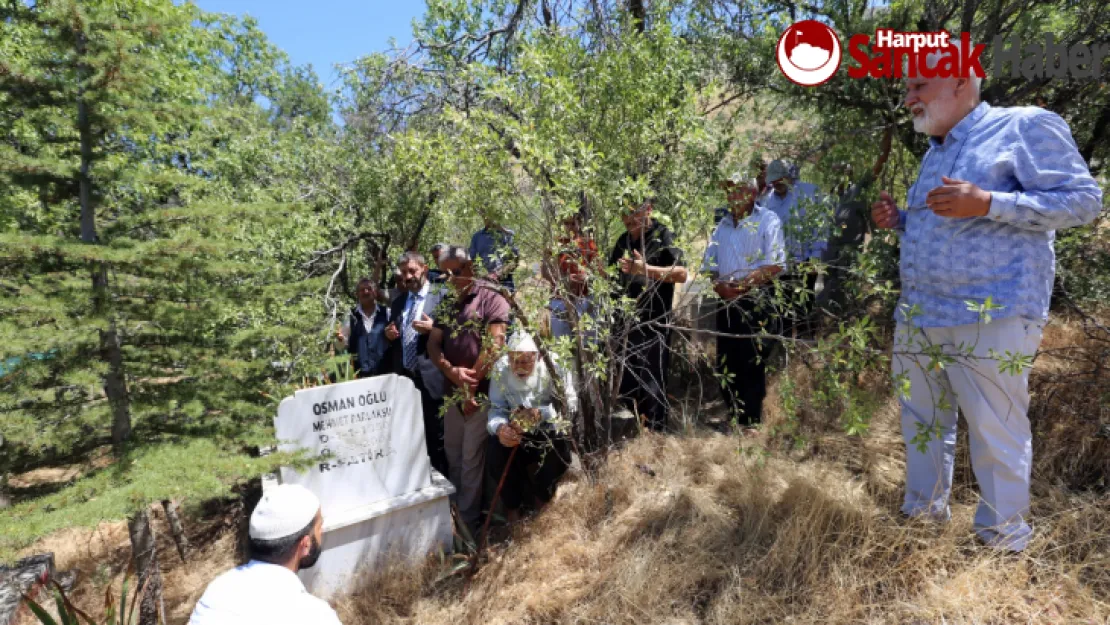 Elazığ Musikisinin Usta İsmi Mehmet Parlaksu Mezarı Başında Anıldı