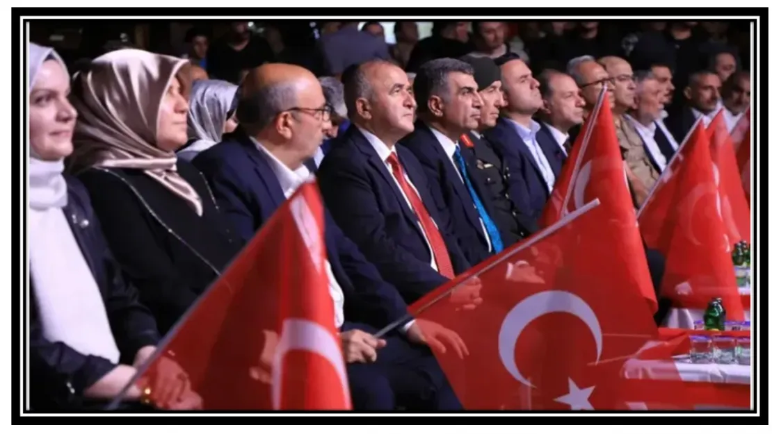 Elazığ Tek Yürek Oldu: Demokrasi Meydanı Doldu Taştı