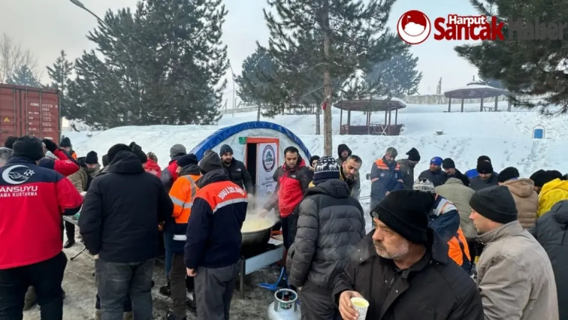 ELMÜTDER, 'Türkiye Tek Yürek' Sloganıyla Yaraları Sarıyor!