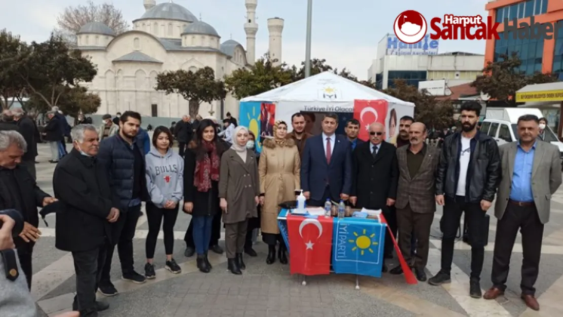 İYİ Parti Yeşilyurt İlçe Başkanlığı üye kaydına devam ediyor