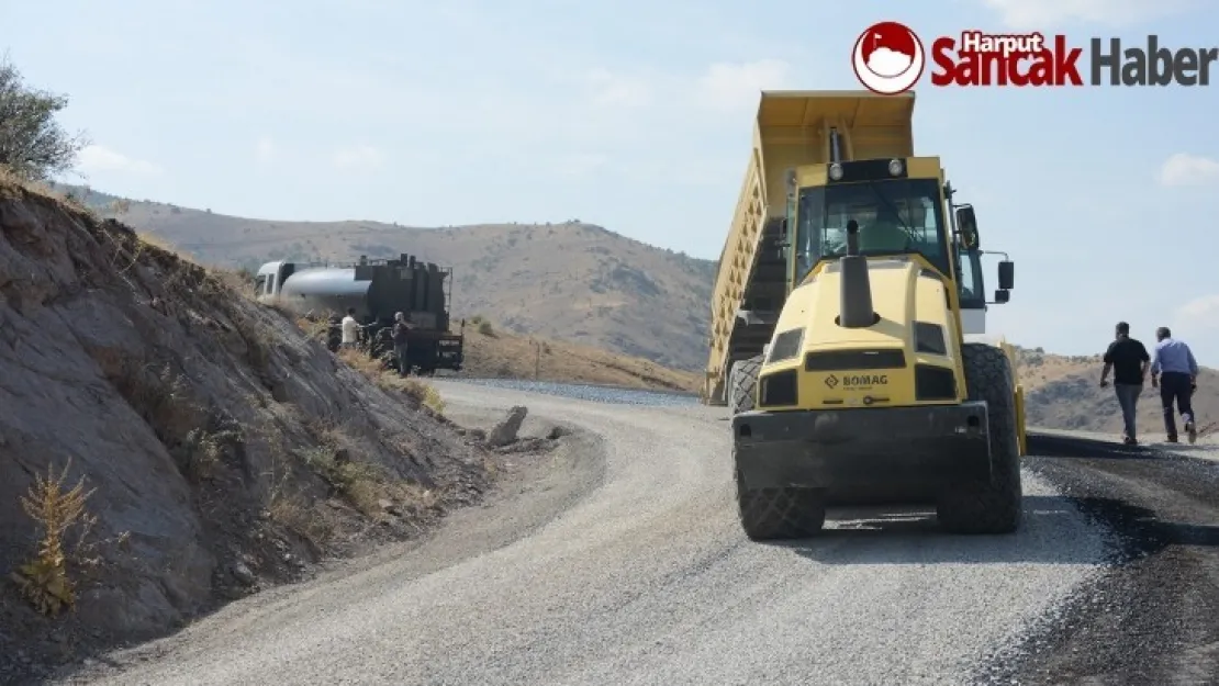 Kamıştaş Mahallesinde 10 Km Yol Asfaltlandı