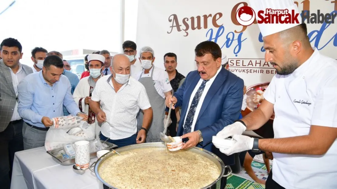 Malatya Büyükşehir Belediyesi Aşure Programı Düzenledi