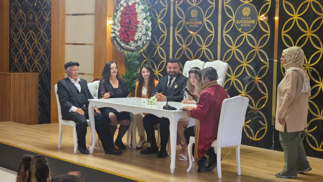 Nikah Sarayi'nda Özel Tarih Yoğunluğu