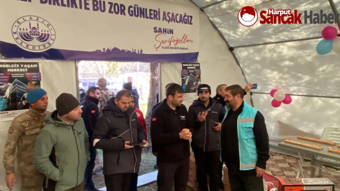 Selçuk Bayraktar, Elazığ Belediyesi Psikososyal Destek Çadırını Ziyaret Etti