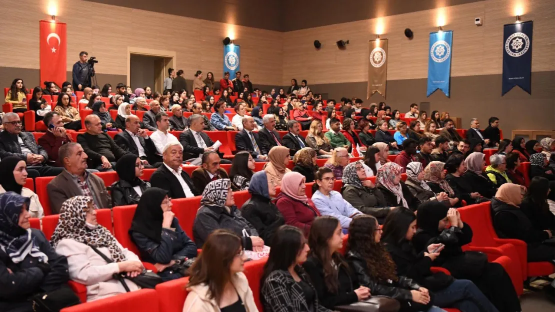 Tazelenme Üniversitesi Akademik Yılı Açılış Töreni Düzenlendi