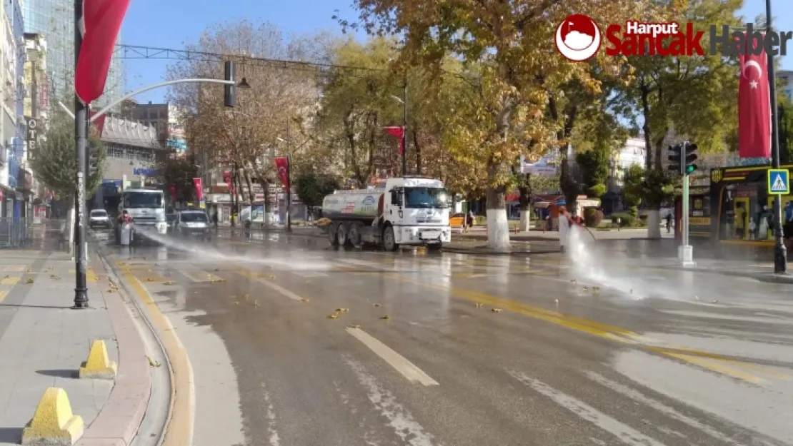 Temizlik Çalışmalarına Aralıksız Devam Ediyor