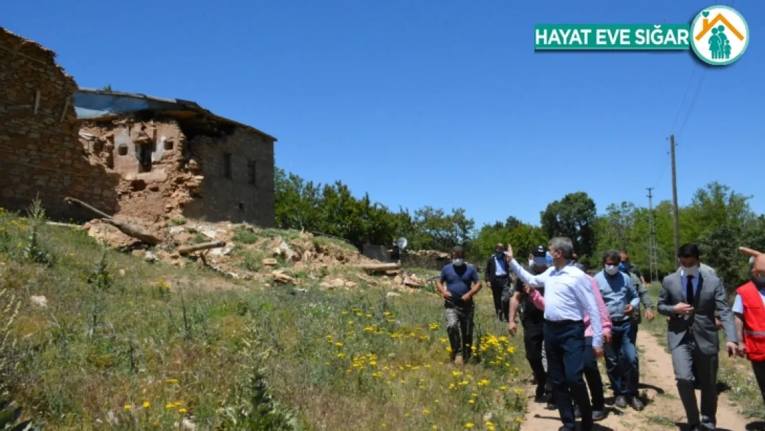 Vali Baruş, Deprem Bölgesinde İncelemelerde Bulundu