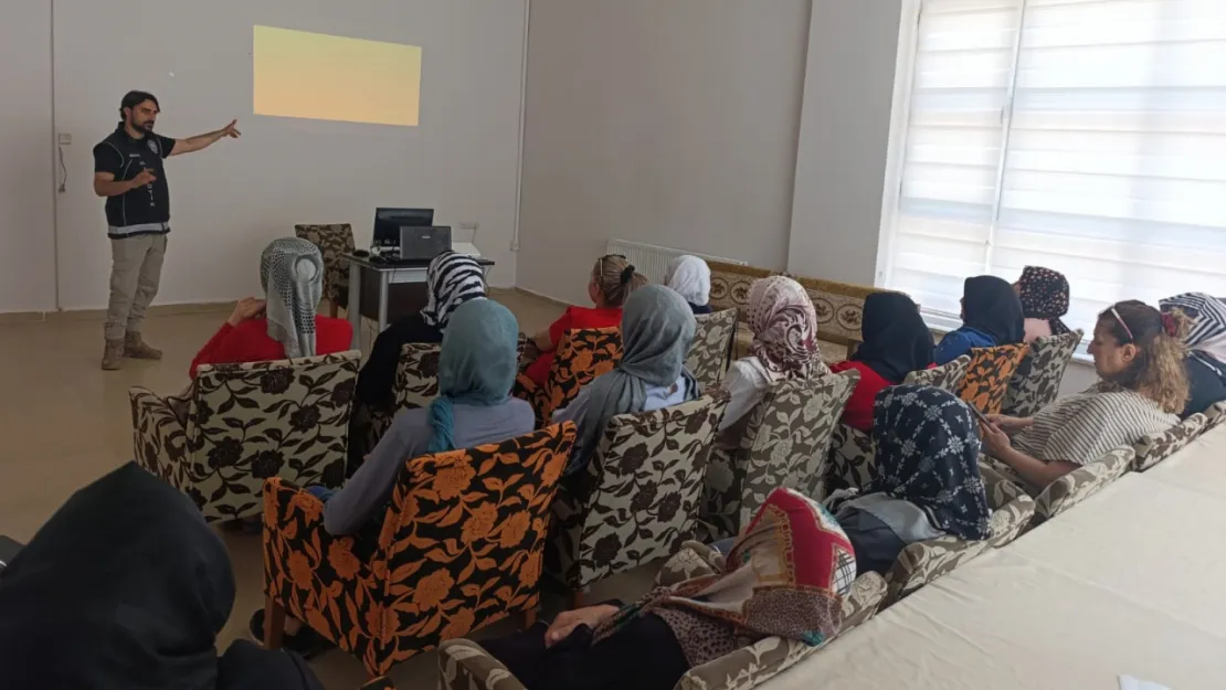 Vefa Konağı'ndaki Kadınlara  Madde Bağımlılığı Anlatıldı