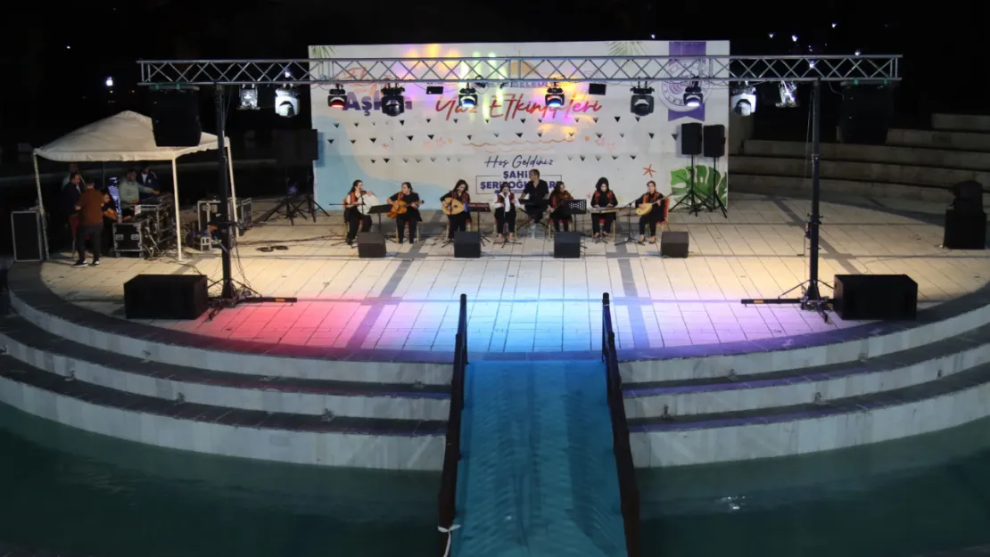 Yaz Etkinlikleri'nde, Nağme-İ Harput Kadın Musiki Topluluğu Sahne Aldı