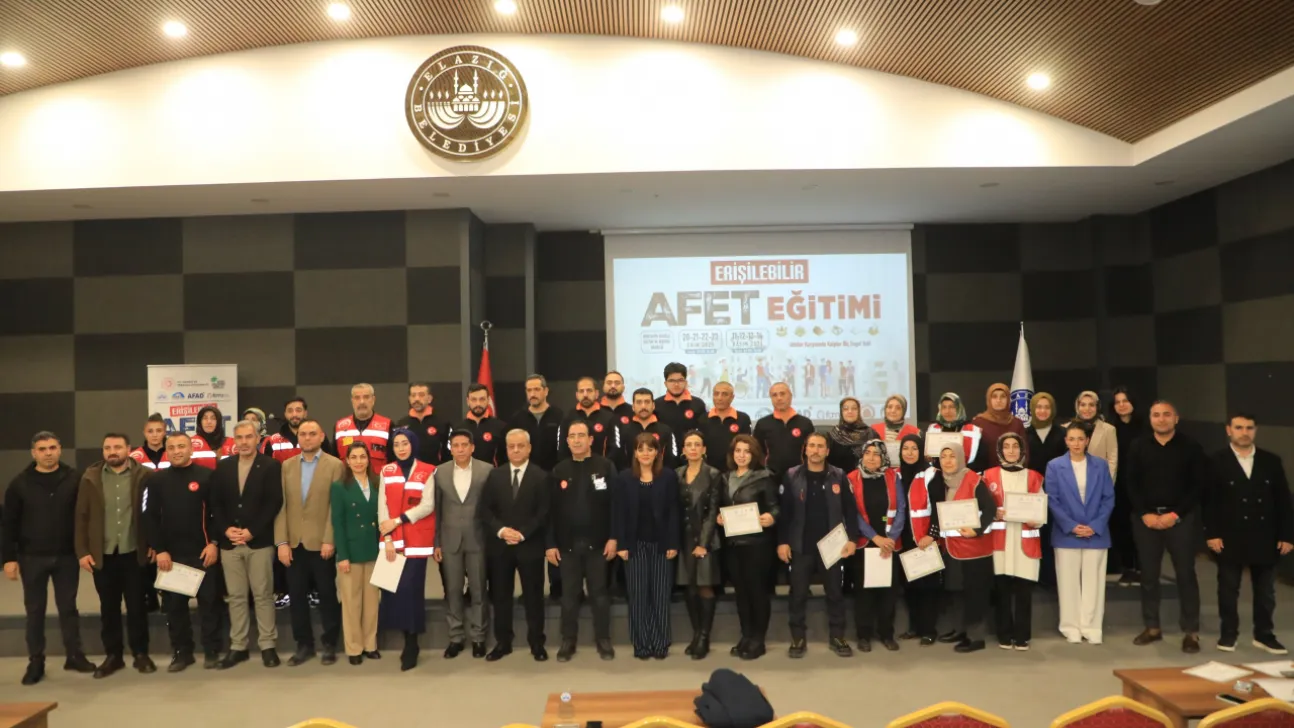 Tamamlanan 'Erişilebilir Afet Eğitimi Projesi'nin Söyleşi ve Sertifika Programı Yapıldı