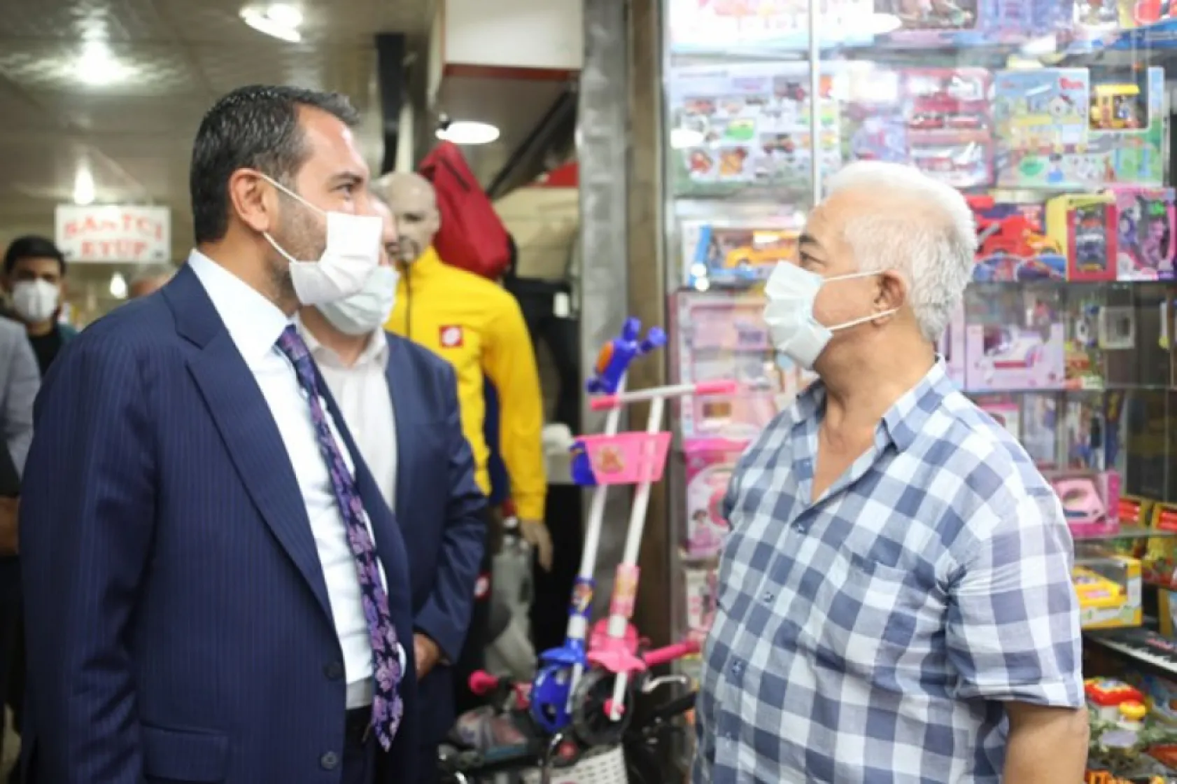 Başkan Şerifoğulları Esnaf Ziyaretlerini Sürdürüyor