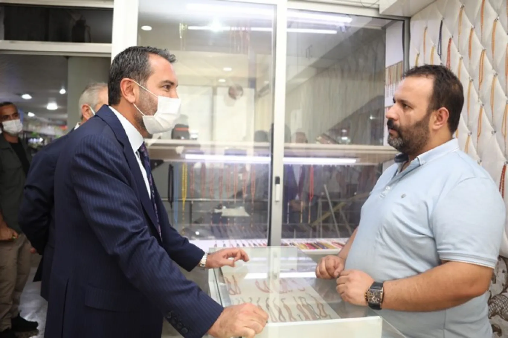 Başkan Şerifoğulları Esnaf Ziyaretlerini Sürdürüyor