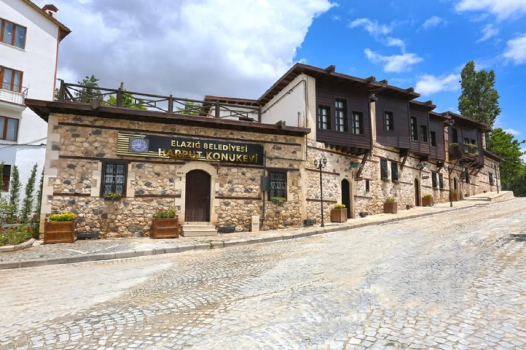 Elazığ Belediyesi 'Harput Konukevi' Hizmete Sunuldu