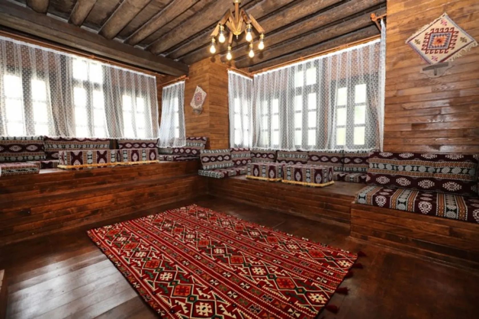 Elazığ Belediyesi 'Harput Konukevi' Hizmete Sunuldu