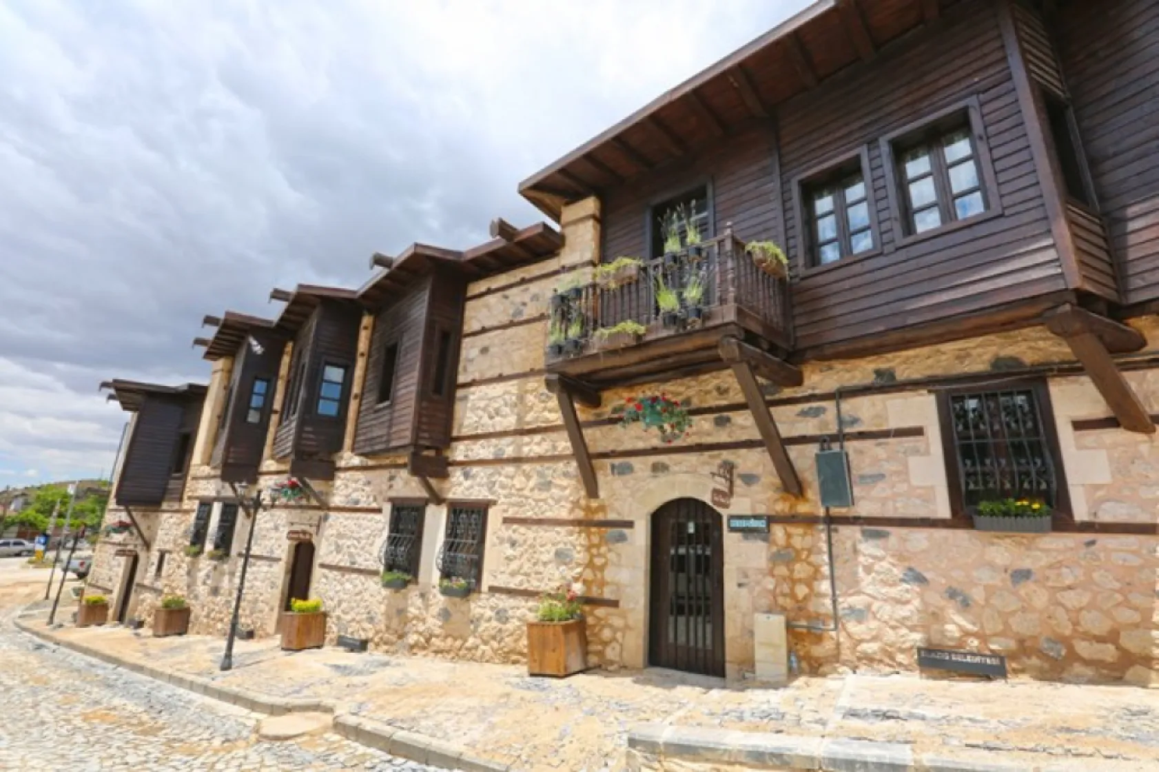 Elazığ Belediyesi 'Harput Konukevi' Hizmete Sunuldu