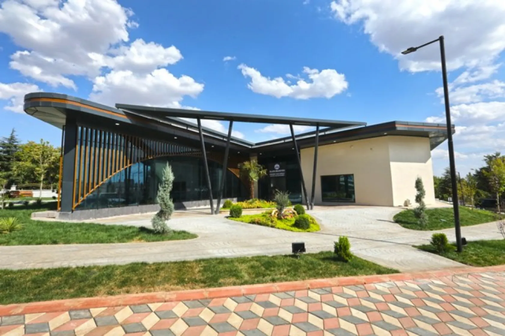 10 Yeni Semt Kütüphanesi Ve 19 Yeni Spor Yaşam Merkezi Açılıyor