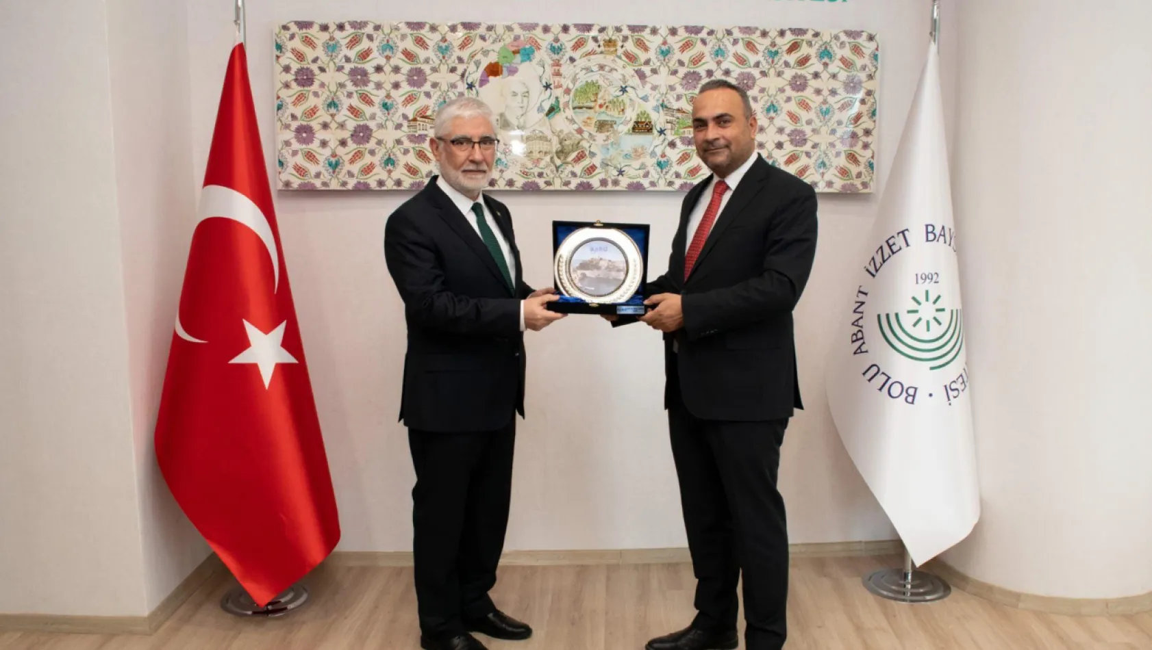 Rektör Akkaya'dan Bolu Abant İzzet Baysal Üniversitesi Rektörü Yiğit'e Ziyaret