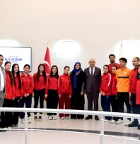 Başkan Er: 'Malatya'nın Her Bölgesinde Spor Tesisi Olacak'
