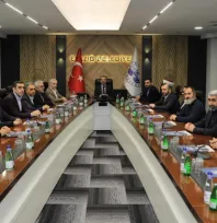 Başkan Şerifoğulları'ndan, Elazığ İle Han Yunus Arasına Gönül Köprüsü