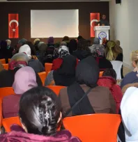 Dijital Dünyada Ebeveyn Olmak Konferansı Düzenlendi