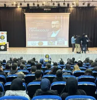 ELAZIĞ BELEDİYESİ, GENÇLERE EĞİTİM DESTEĞİNİ SÜRDÜRÜYOR