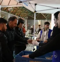 Elazığ Belediyesi'nden Kandil Simidi ve Süt İkramı