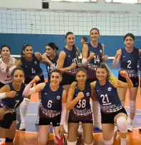 ELAZIĞ BELEDİYESPOR KADIN VOLEYBOL TAKIMI, LİGDE FIRTINA GİBİ ESİYOR!